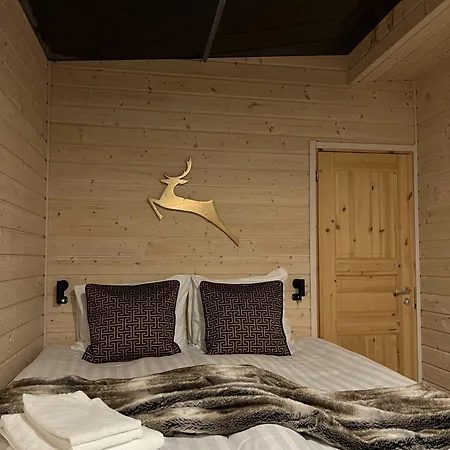 SkyFire Village Resort&Igloos Manty